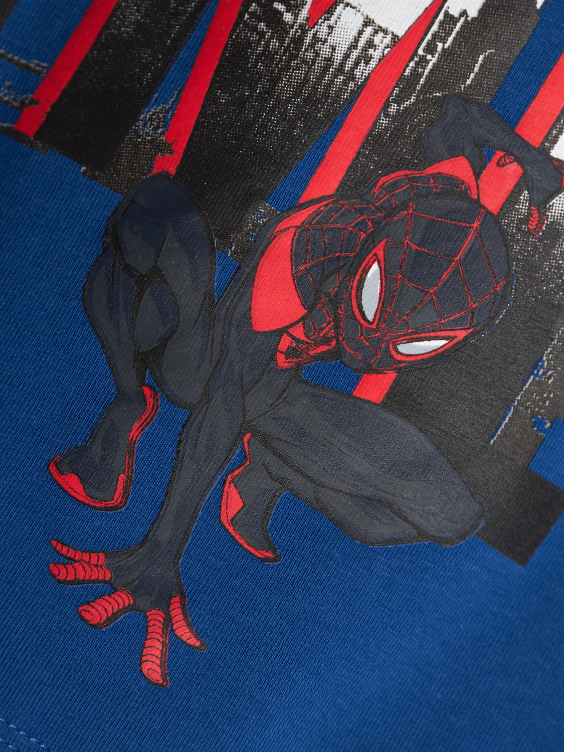 model_shot-front_full